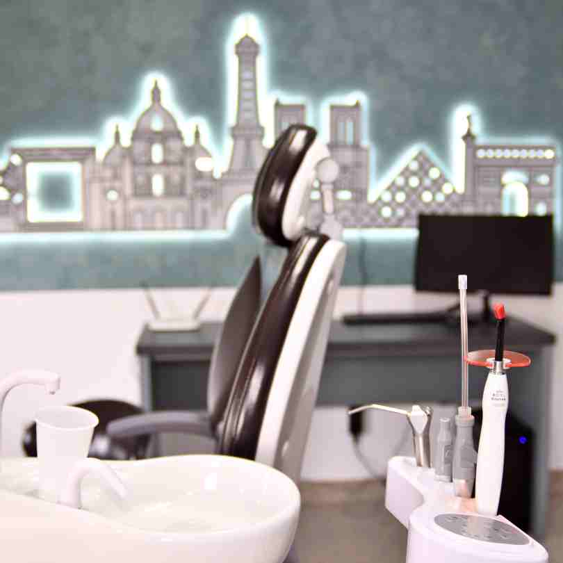 medic stomatolog pentru copii, stomatologie pentru copii si adulti brasov, Carii cu laserul Obturatii stomatologie brasov medic stomatologic brasov, stomatologie brasov pentru copii